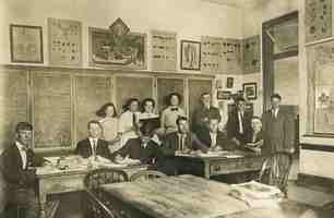 1912 WVSDB classroom photo